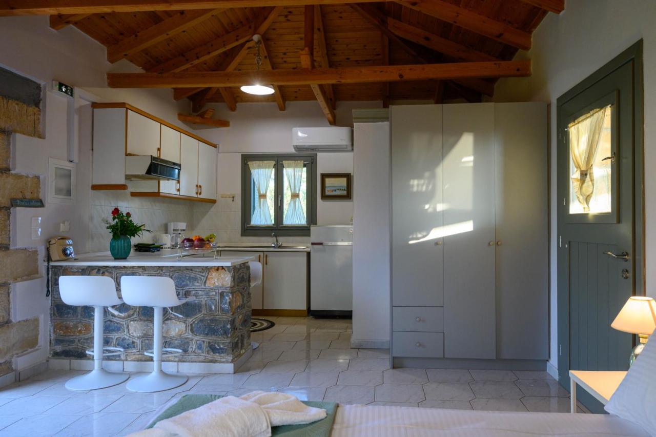 Σελήνη Apartment Kotronion  Екстериор снимка