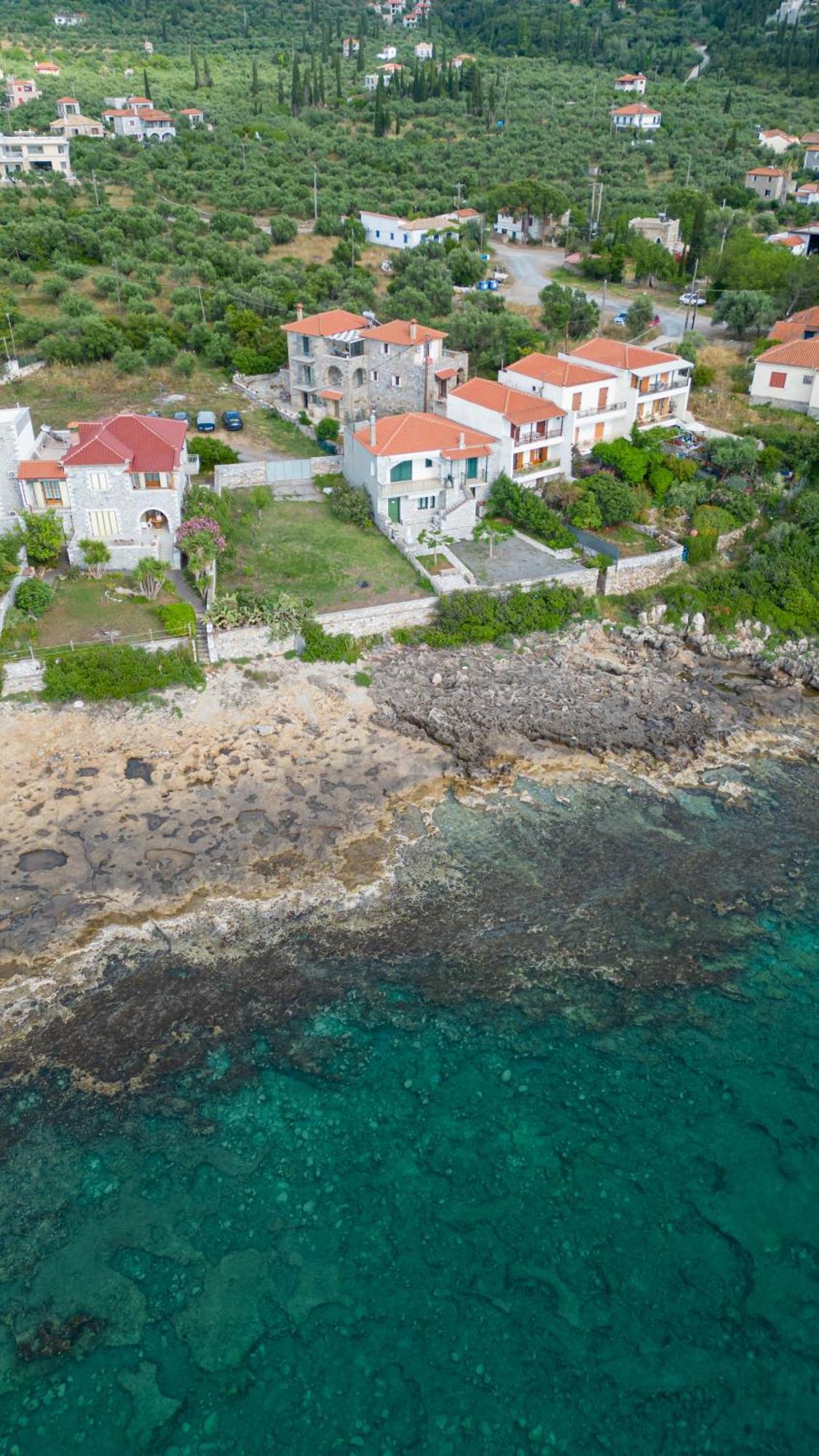 Σελήνη Apartment Kotronion  Екстериор снимка